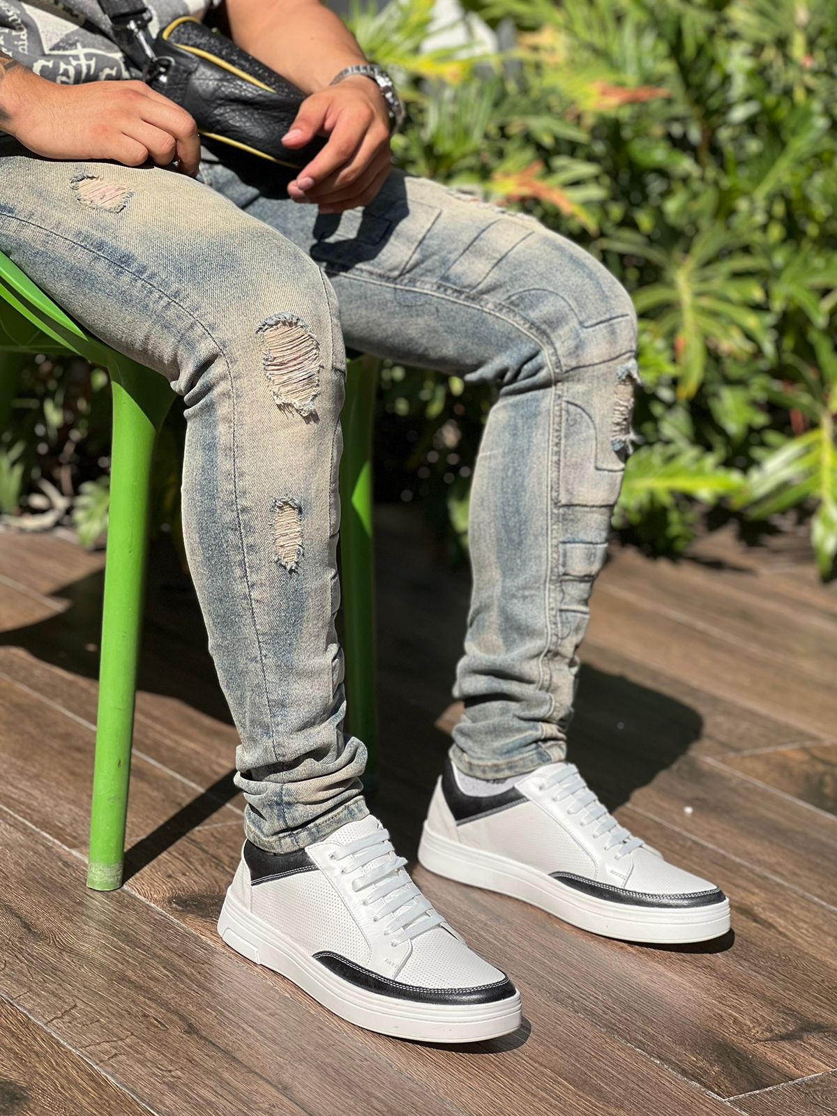 TENIS FRANCIA COLOR BLANCO NEGRO EST. 9002 915 - AVITECK