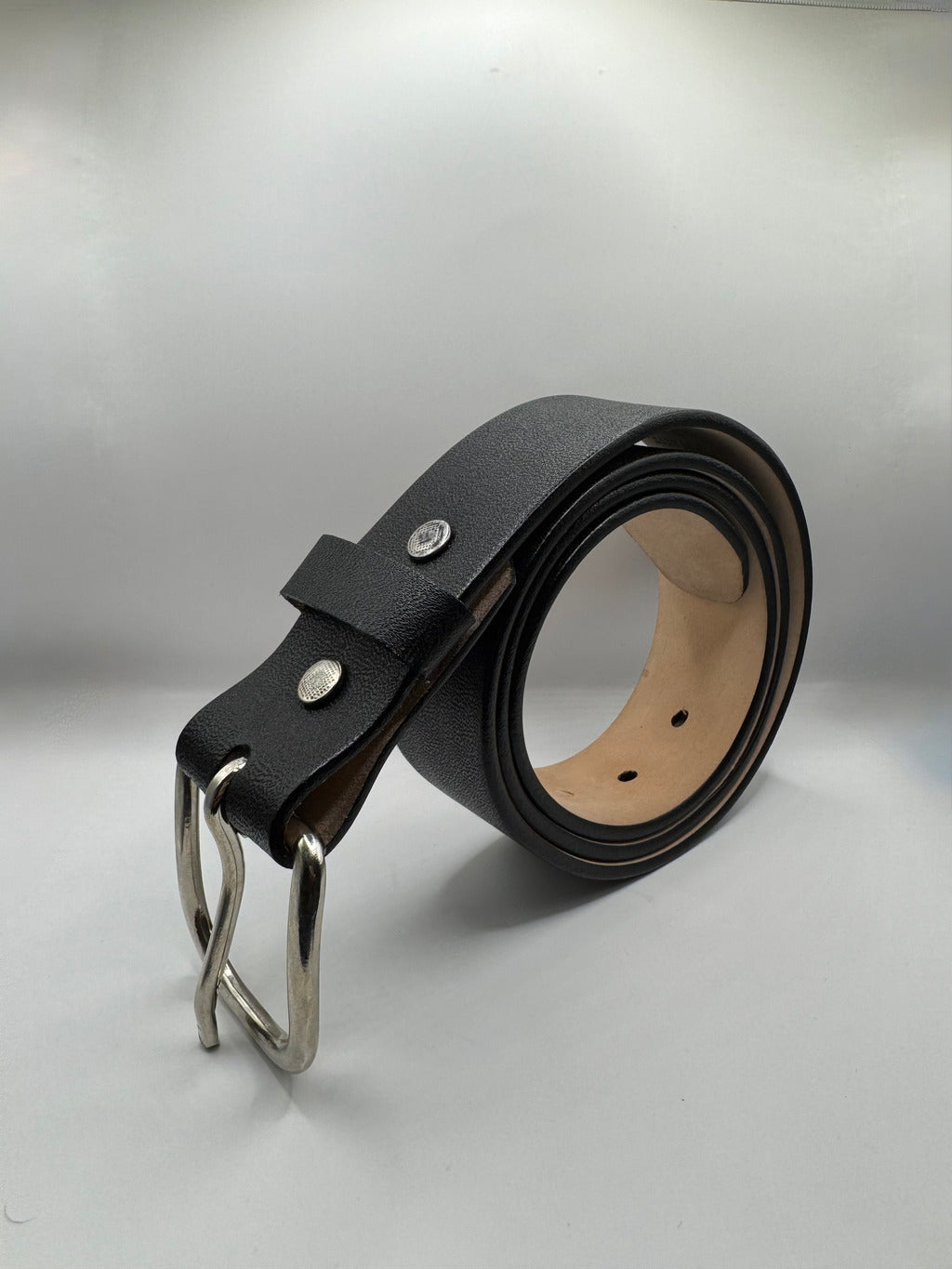 CINTURÓN ANCA DE POTRO NEGRO EST. 800